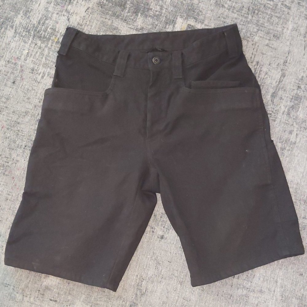 1620 codura black shorts size 32